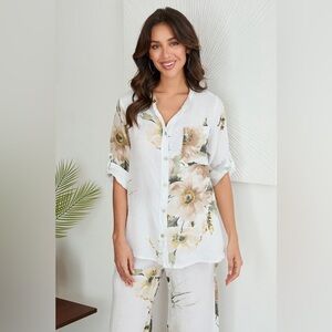 (9899-MAGNOLIA-WHT) BUTTON DOWN MAGNOLIA FLOWERS PRINT LINEN TOP